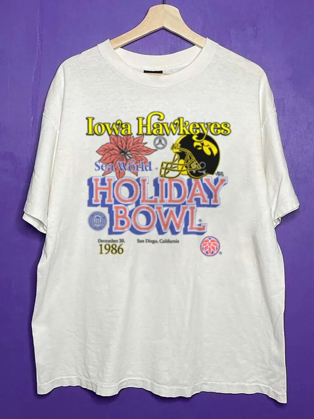 Vintage University of Iowa Hawkeyes Shirt, Holiday Bowl 1986 Football Shirt Tee